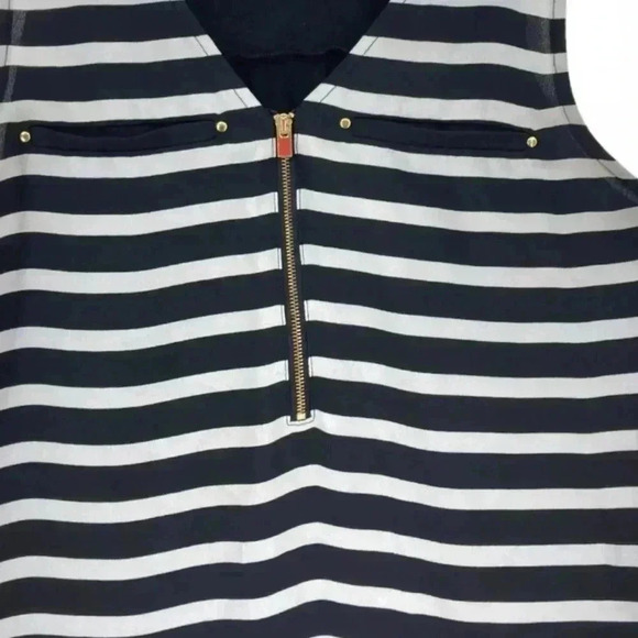 Express Black/White Striped V-neck Tank Top Size Small - Picture 6 of 9